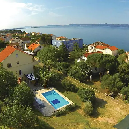 8 Bedroom Gorgeous In Kozino