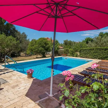 8 Bedroom Gorgeous In Kozino