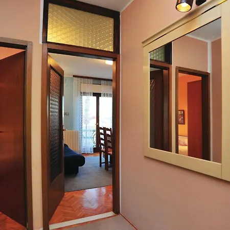 8 Bedroom Gorgeous In Holiday home Kozino